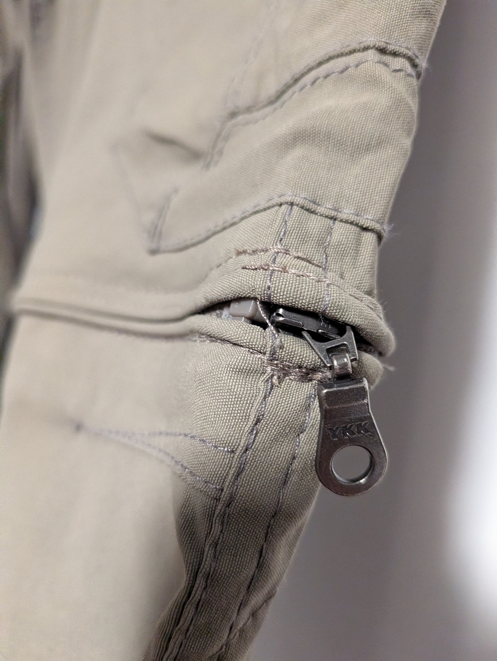 KÜHL Men's Renegade Convertible Pants, designed for versatile outdoor hiking - Picture 5 of 16